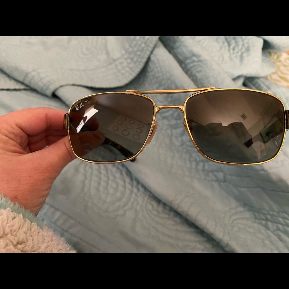 Men’s Raybans-used
